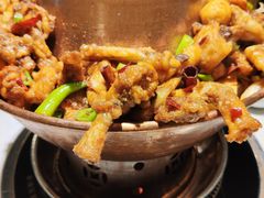 干锅牛蛙-蛙蛙叫干锅年代(簋街总店)