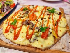 特色烤牛肉薄饼披萨-ROIIN用心(武汉首店)