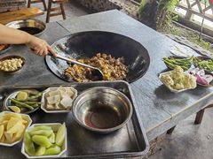 -咊记茅草棚柴火鸡(乌当店)