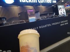 -瑞幸咖啡(凤凰海负一楼美食街店)