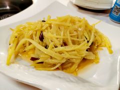 -菌海森林·非遗野生菌火锅(西山区滇池路摩根道店)