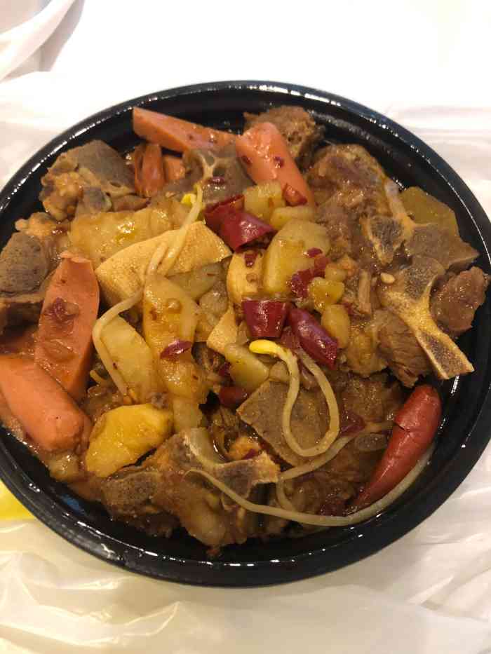 来一份排骨饭(红谷滩店)-"这次是点的外卖噢.来一份排骨饭,红谷滩店.