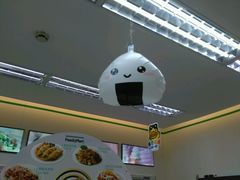 -全家便利店(襄阳南路店)