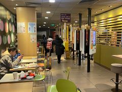 大堂-麦当劳(百荣世贸商城店)