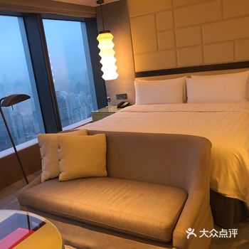 房间设施： 最喜歡這家的浴室～大小先不說、主要是有地