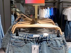 -URBAN REVIVO(北京斯普瑞斯奥特莱斯店)