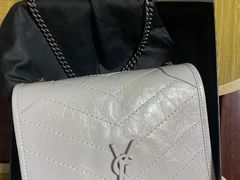 -圣罗兰SAINT LAURENT(佛罗伦萨小镇店)