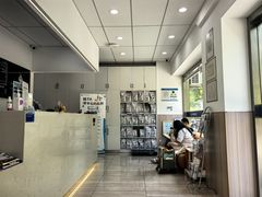 -申普宠物医院·眼科·心内科·影像科(普陀分院)