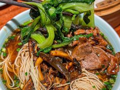 -裕兴记•蟹黄面馆(人民广场店)