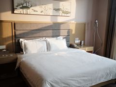 -兴芮温泉度假区