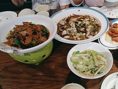 -湖兰金牌小炒肉(椒江万达店)