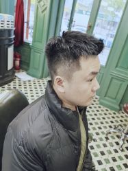 -海文先生国潮烫染男士理发馆
