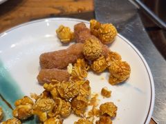 -山河屯铁锅炖·非遗东北菜(南山店)