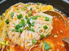 -何妹湿辣牛肉·粤式烧烤砂煲(桂雅路店)