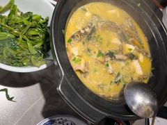 -山涧肴·湘味家肴(松岗满纷天地店)