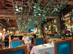 -领鲜活海鲜榴莲自助火锅(东门店)