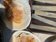 -雍容荟帝王蟹活龙虾展台自助(IFS黑金店)