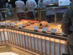 面包甜点陈列柜-木子木水日式烫面包(世界城光谷店)