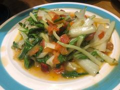 西红柿呛炒小白菜-觅山云南菜(泊富ICITY店)