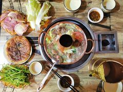 -香香腊排骨.野生菌火塘总店(束河店)