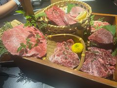 -山川小町·极番烧肉(新地假日广场店)