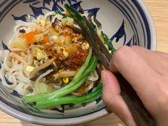 油泼面-头壹号 大油条·老长沙盖码饭(北辰店)