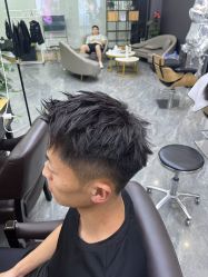 -藤野造型烫染·漂发