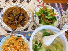 -鲸育宝宝月嫂(徐汇店)