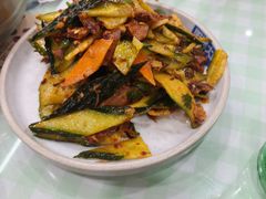 -服务大楼冷面(延大店)