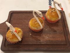 流沙天鹅酥-名苑皇宫酒家(来魅力壁画村店)