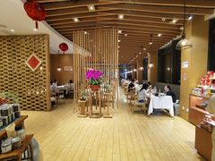 -若蘭慈·无国界素食料理(欢乐海岸店)