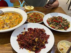 -酸婆娘重庆菜(紫竹路店)
