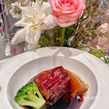 哎呀呀❗️这里的小哥哥小姐姐编小辫真好看