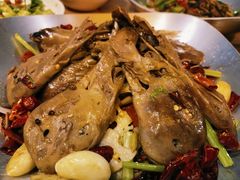 干锅鸭头-鉳里小馆·烤鱼·大虾·烧鸡公