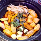 螺蛳粉星人得知人广新开了一家，螺蛳粉火锅！