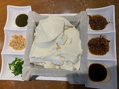 一块豆腐-95号酱骨·一块豆腐(展春园西路店)
