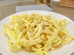 -郑猛记石岐鸽主题餐厅(长江店)