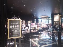 -Victoria's Secret(杭州湖滨银泰in77店)