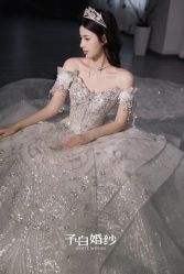 -予白婚纱礼服馆