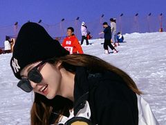 -浙东第一尖雪山欢乐谷