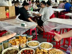-小民大排档(光谷店)