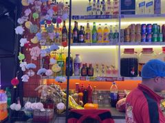 -钢管厂五区小郡肝串串香(蜀都万达店)
