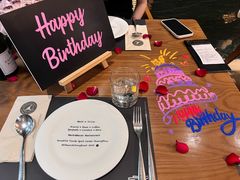 -Mark&Mars Restaurant