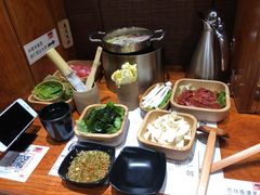 -独食火锅·半米屋台(直营总店)