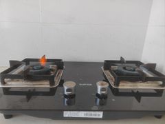 -聚龙楼农家大院-停车场