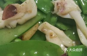 Squid with Snow Peas