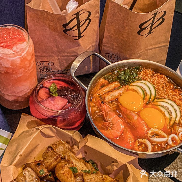 厦门古地石夜宵撸串好去处！还有周末演唱会