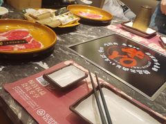 -牛YO寿喜烧·铁板烧和牛火锅自助(市府恒隆店)
