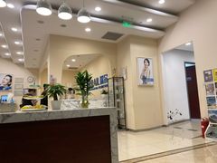 -瑞尔齿科(颐堤港诊所)