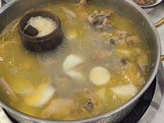 -朴小妹人参鸡汤火锅(长白山万达店)